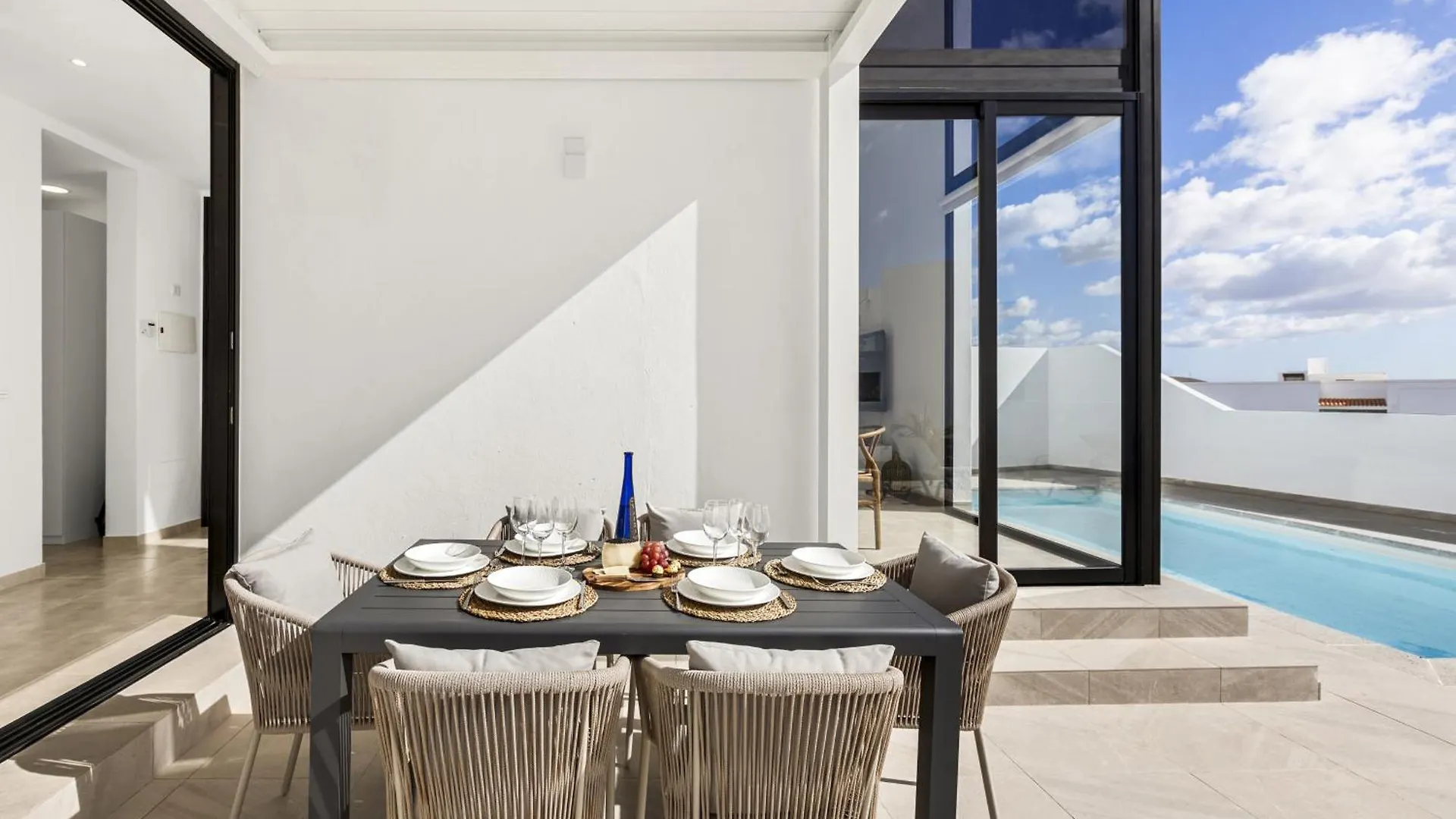 Casahost Fontaine Bleue Villa Tias